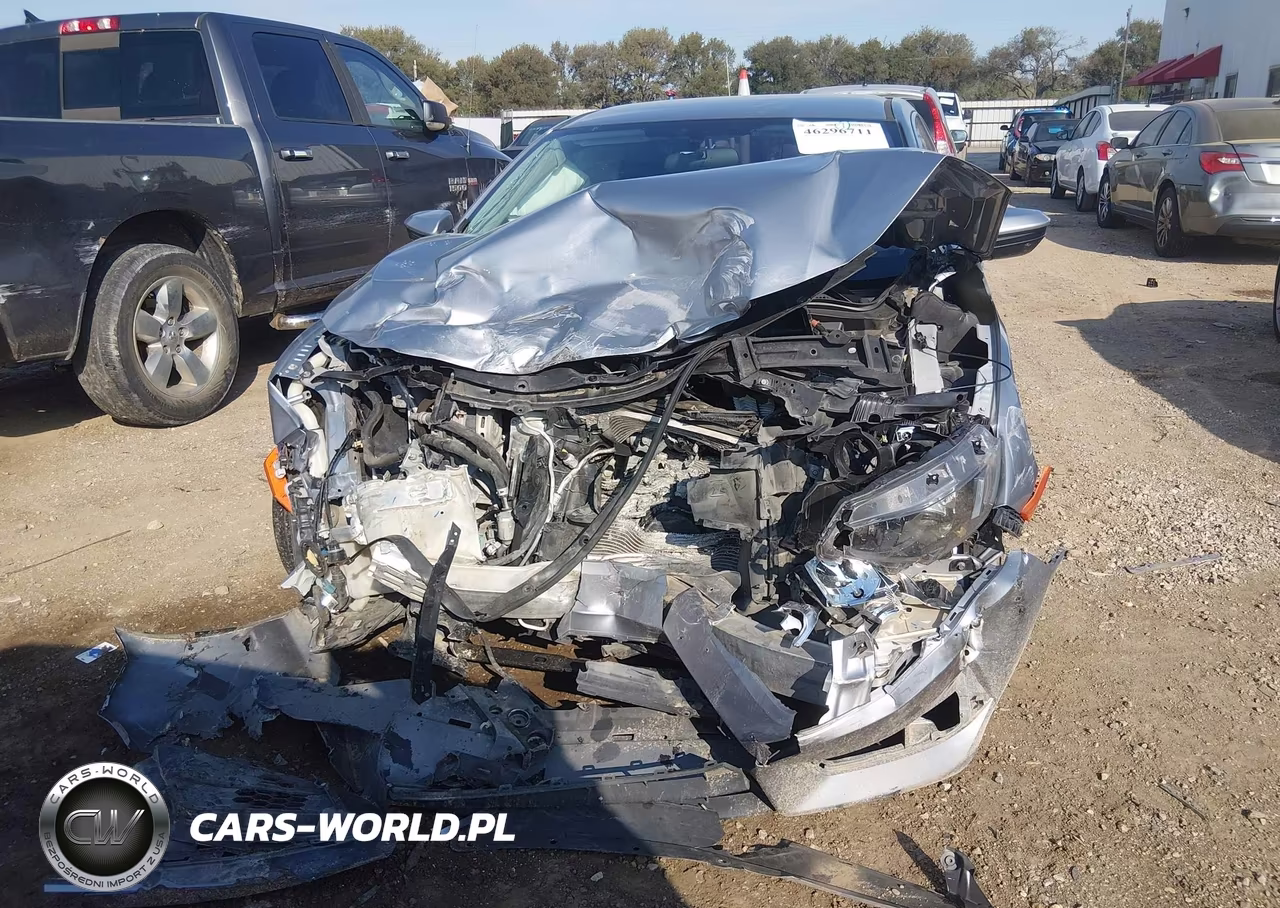 2018 Honda Civic Lx VIN:2HGFC2F52JH557636 - 12