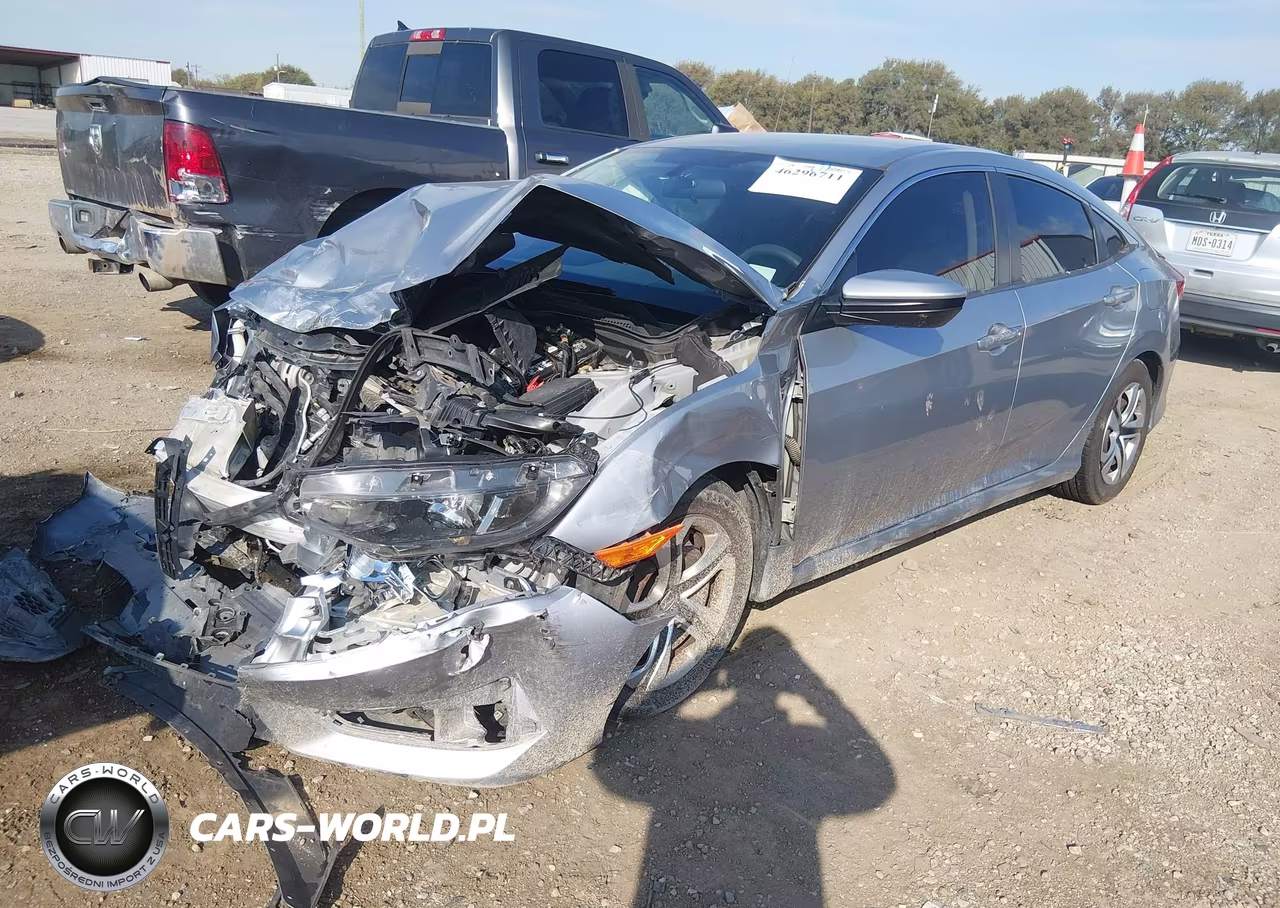 2018 Honda Civic Lx VIN:2HGFC2F52JH557636 - 2