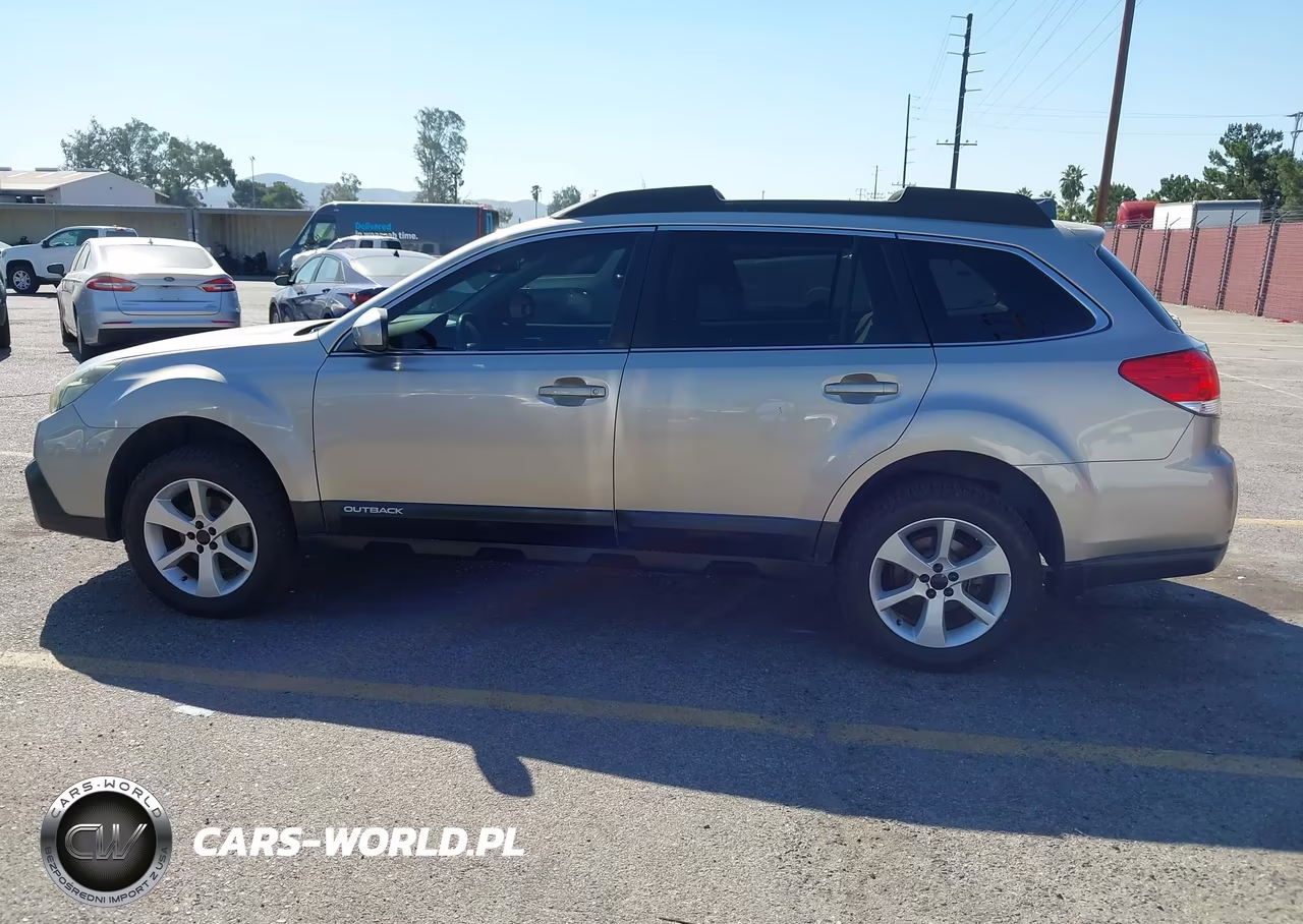 2014 Subaru Outback 2.5I Premium VIN:4S4BRCDC5E3253482 - 14