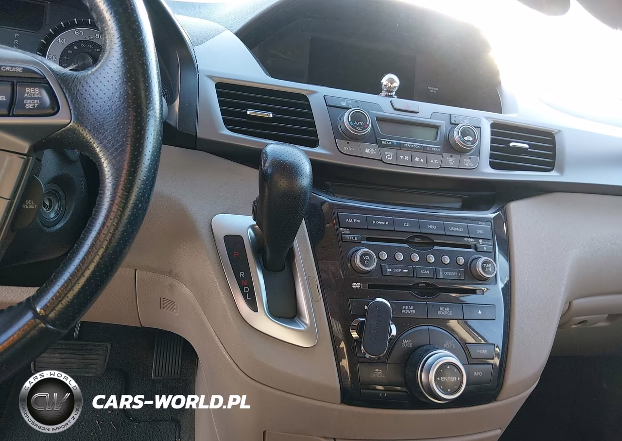 2011 Honda Odyssey Touring-Touring Elite VIN:5FNRL5H95BB057362 - 17