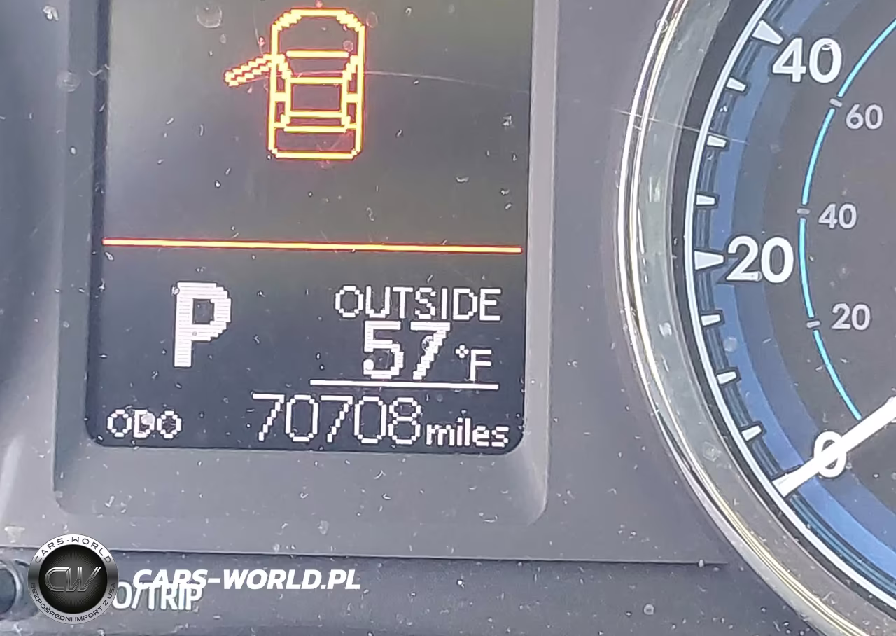 2018 Toyota Corolla Le VIN:2T1BURHE6JC101147 - 16