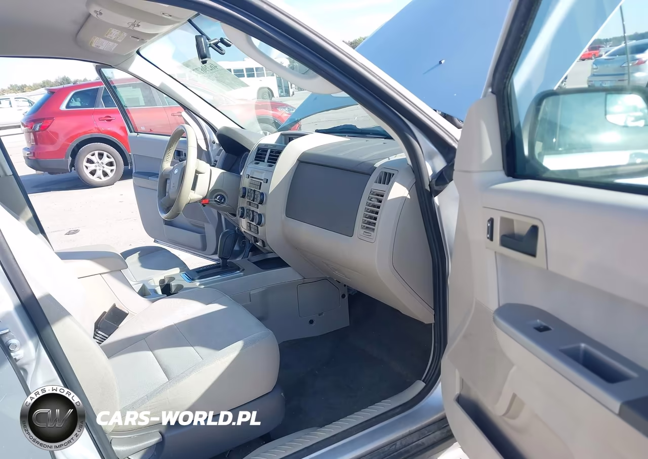 2010 Ford Escape Xlt VIN:1FMCU0D72AKD44276 - 5