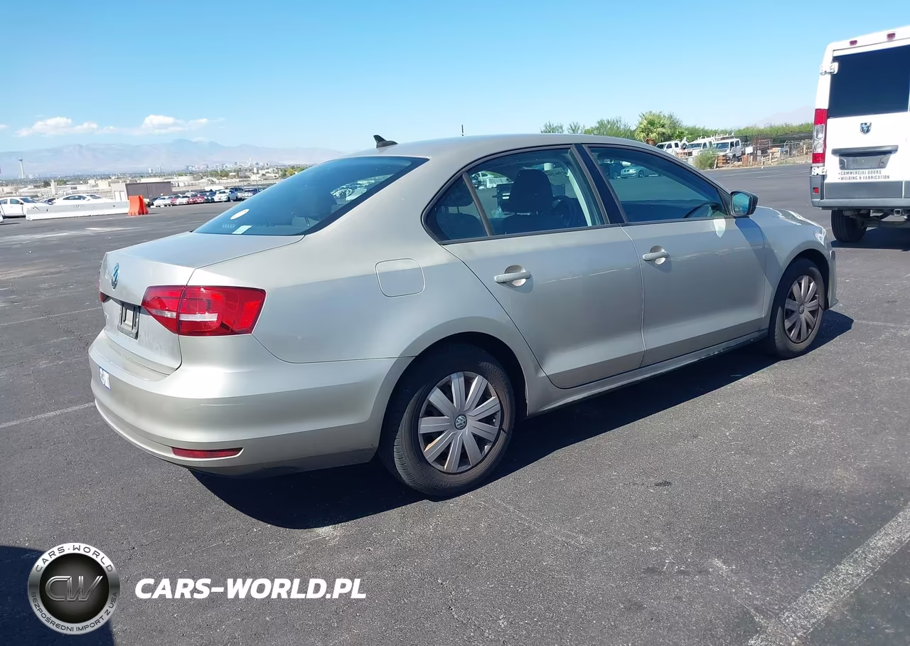 2015 Volkswagen Jetta 2.0L S VIN:3VW2K7AJ3FM404111 - 4