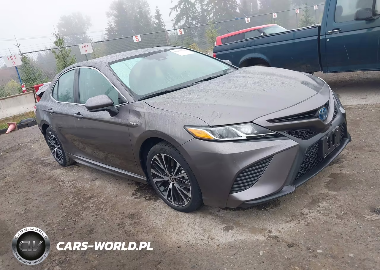 2020 Toyota Camry Se Hybrid