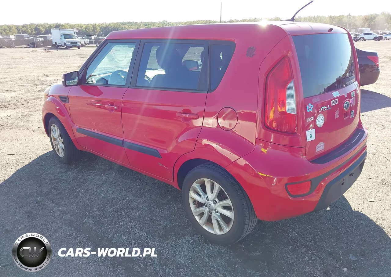 2013 Kia Soul + VIN:KNDJT2A61D7536446 - 3