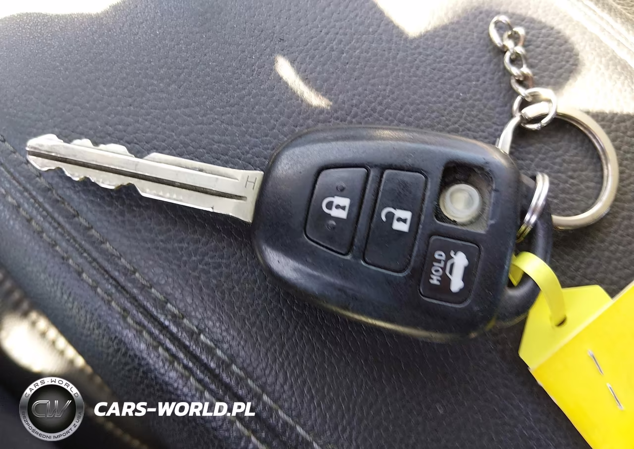 2015 Toyota Corolla S VIN:2T1BURHE8FC406804 - 11
