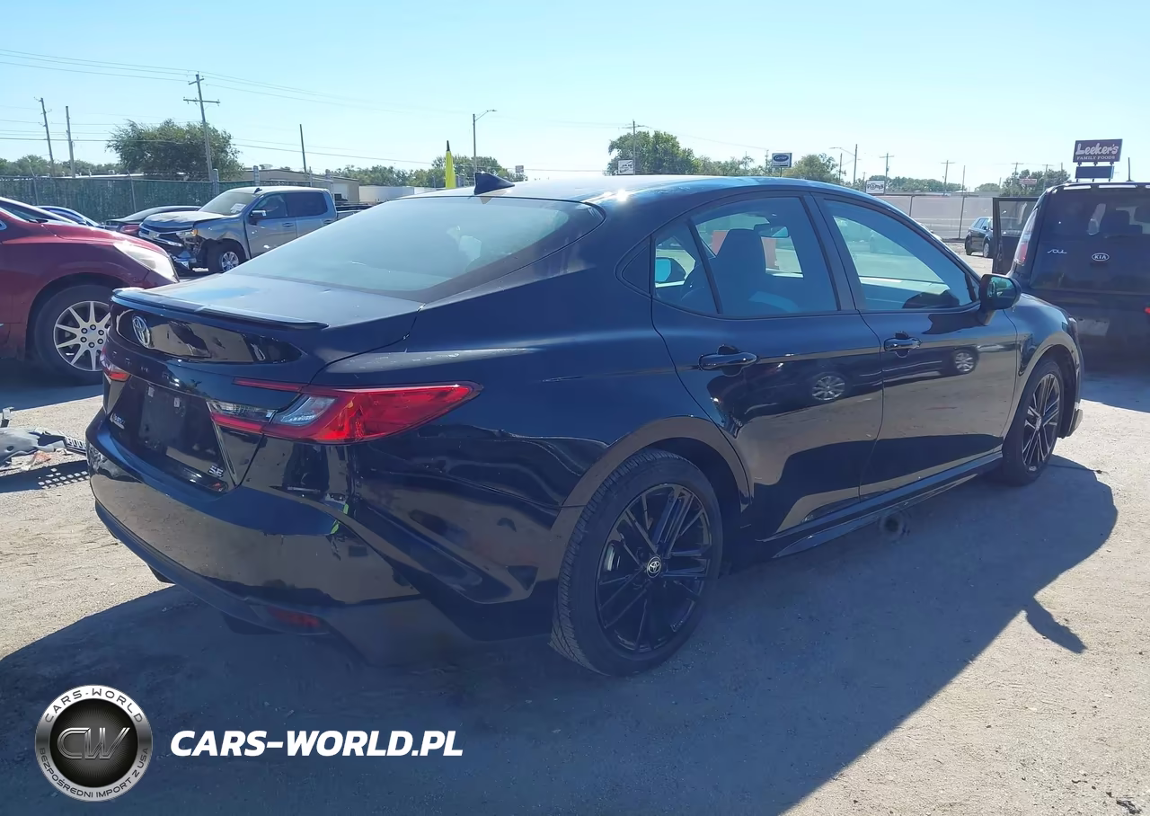 2026 Toyota Camry Se VIN:4T1DAACK1TU237252 - 4