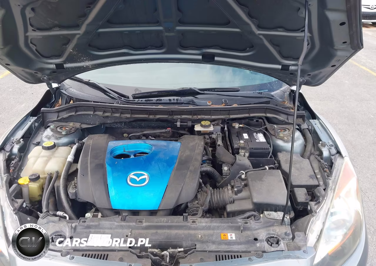 2012 Mazda Mazda3 I Touring VIN:JM1BL1V79C1560450 - 10