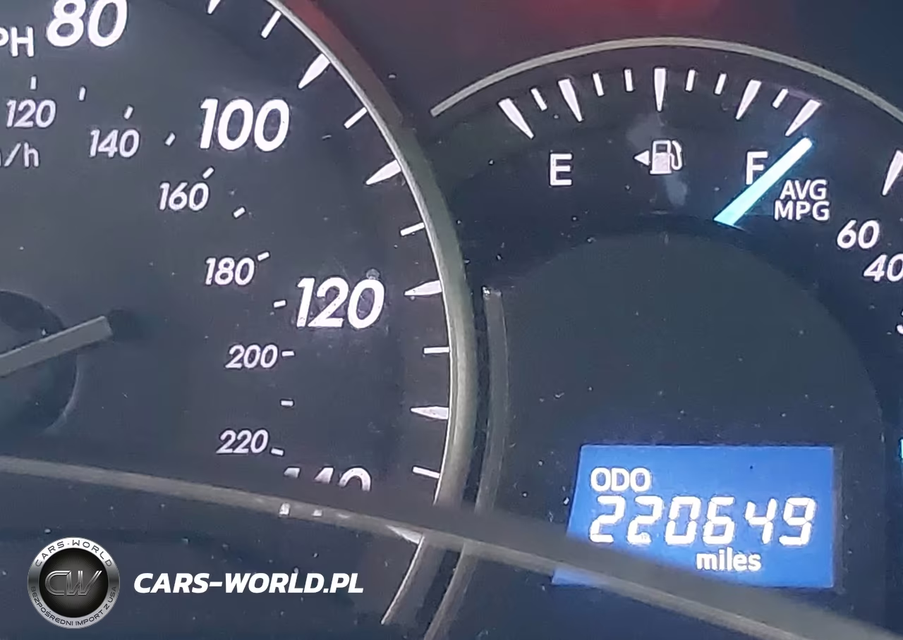 2015 Toyota Camry Le VIN:4T4BF1FK5FR502348 - 16
