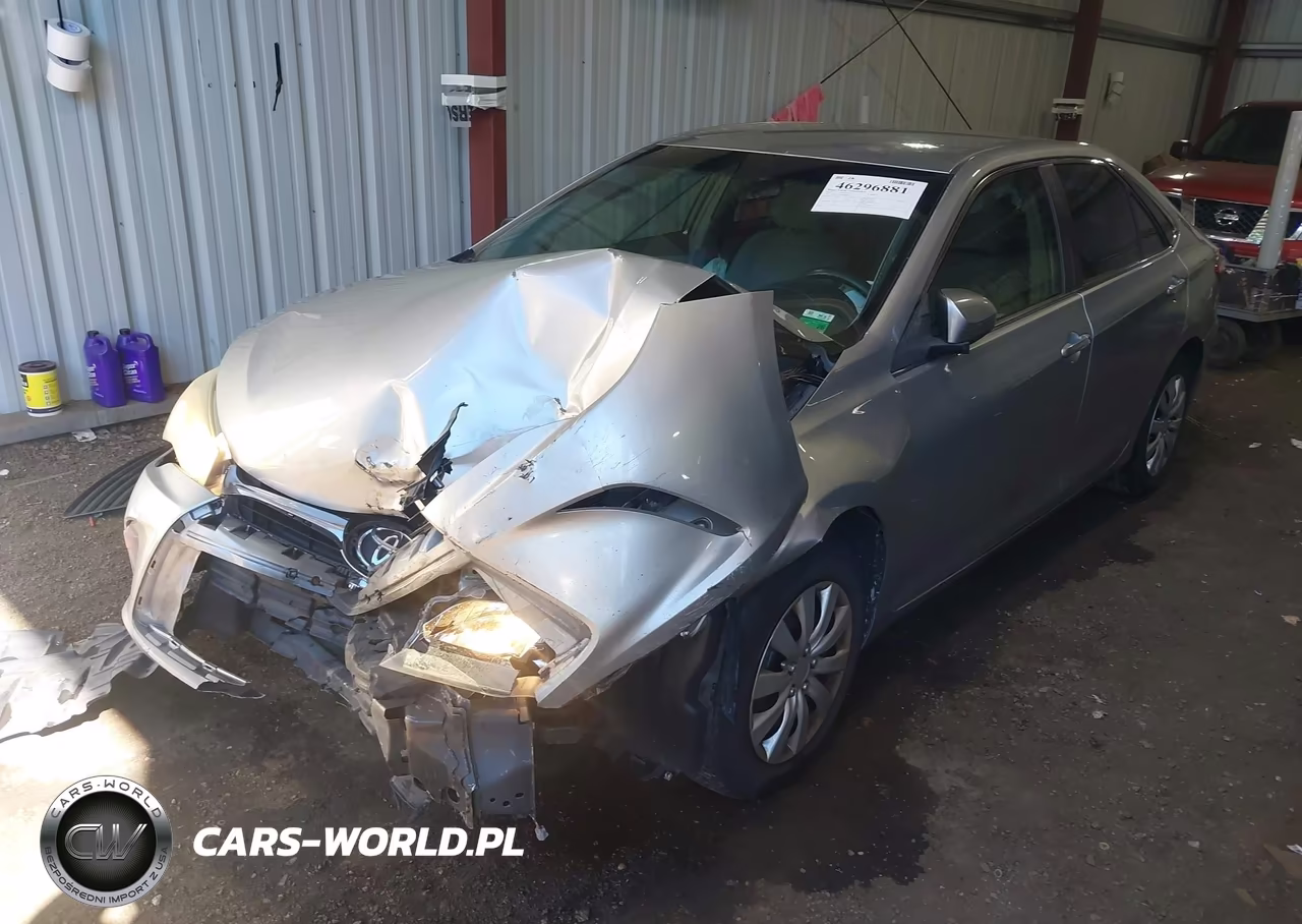 2015 Toyota Camry Le VIN:4T4BF1FK5FR502348 - 2