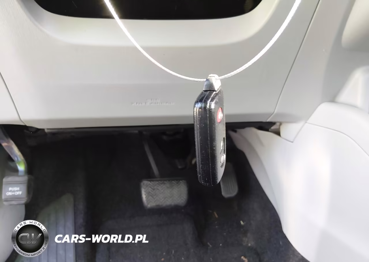 2012 Toyota Prius V Two VIN:JTDZN3EU5C3179760 - 11