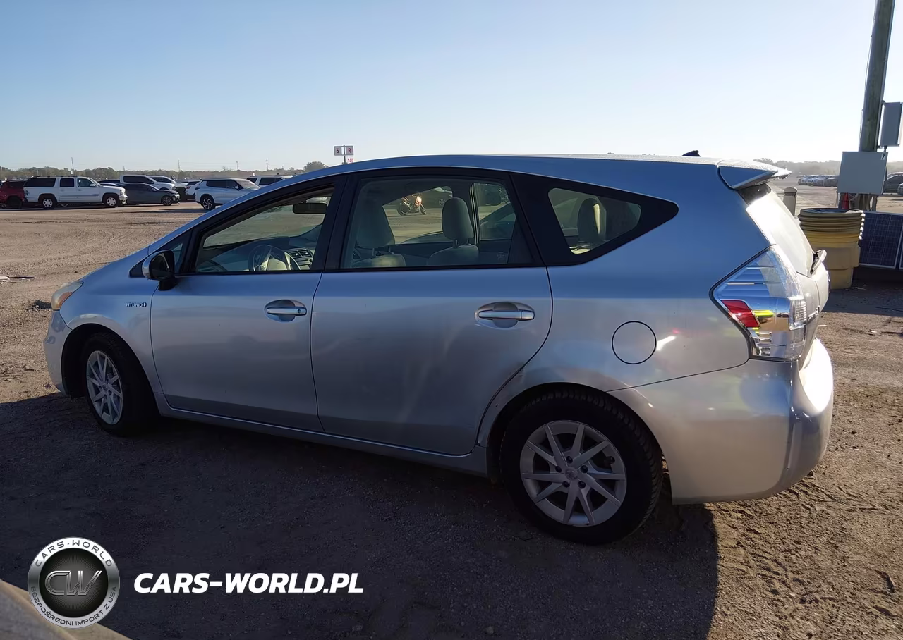 2012 Toyota Prius V Two VIN:JTDZN3EU5C3179760 - 14