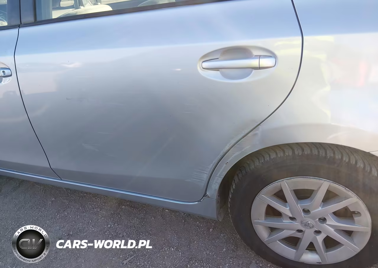 2012 Toyota Prius V Two VIN:JTDZN3EU5C3179760 - 6