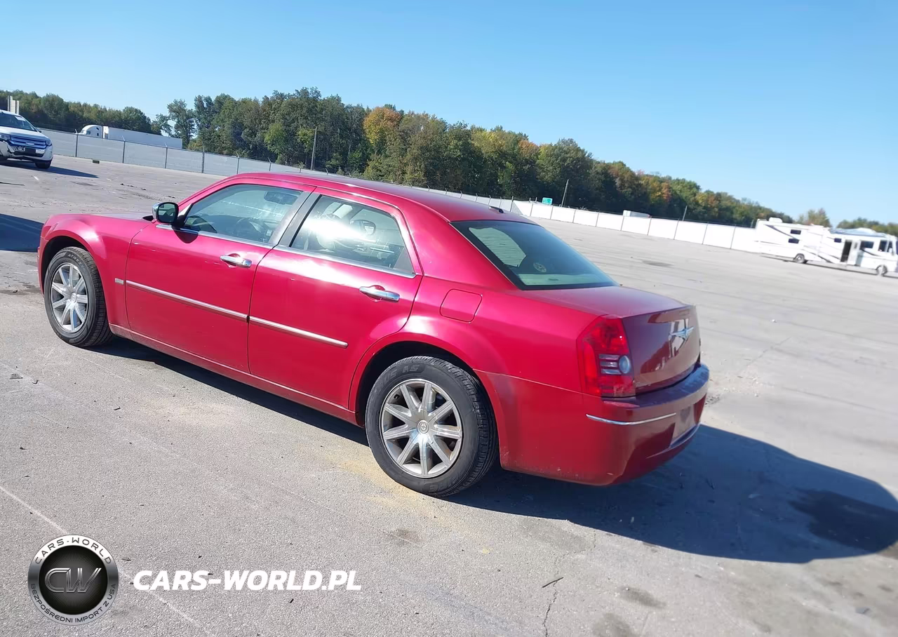 2010 Chrysler 300 Touring VIN:2C3CA5CV2AH123234 - 3