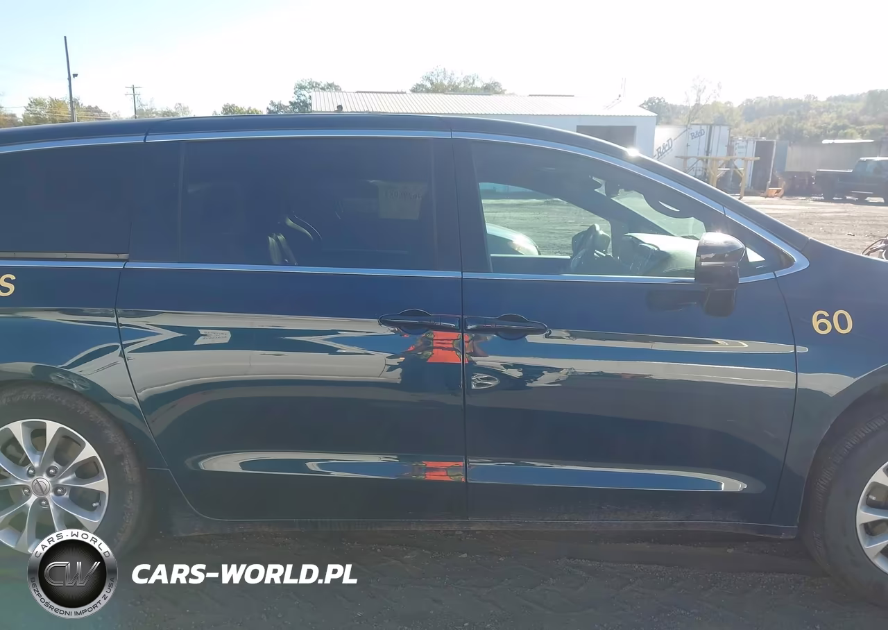 2025 Chrysler Pacifica Select VIN:2C4RC3BG1SR501739 - 13
