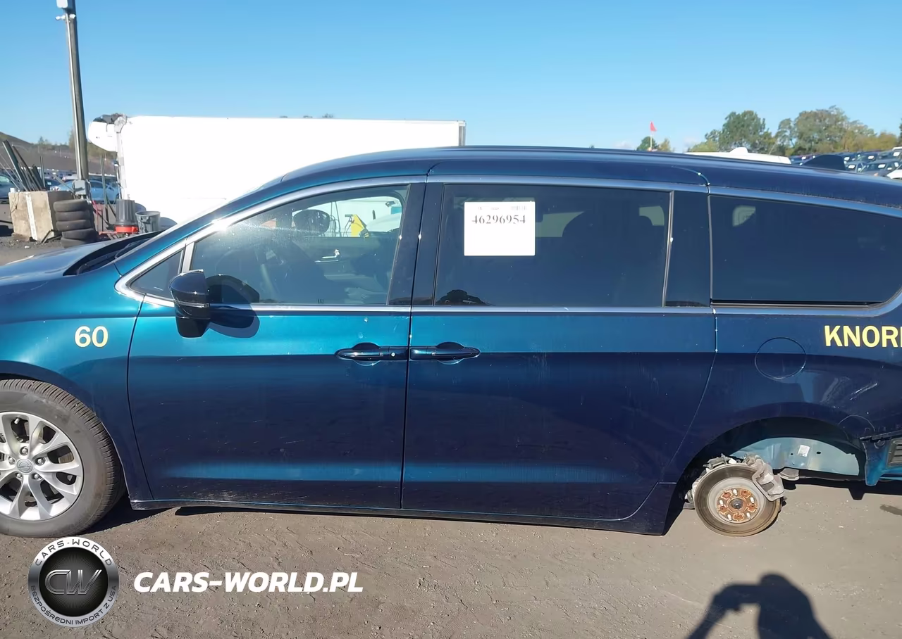 2025 Chrysler Pacifica Select VIN:2C4RC3BG1SR501739 - 14