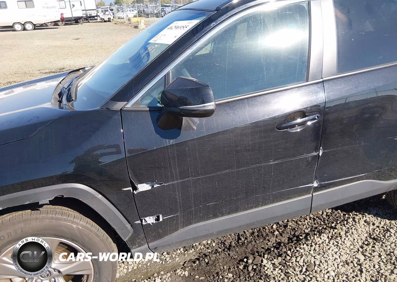 2025 Toyota Rav4 Xle VIN:2T3P1RFV3SW552769 - 12