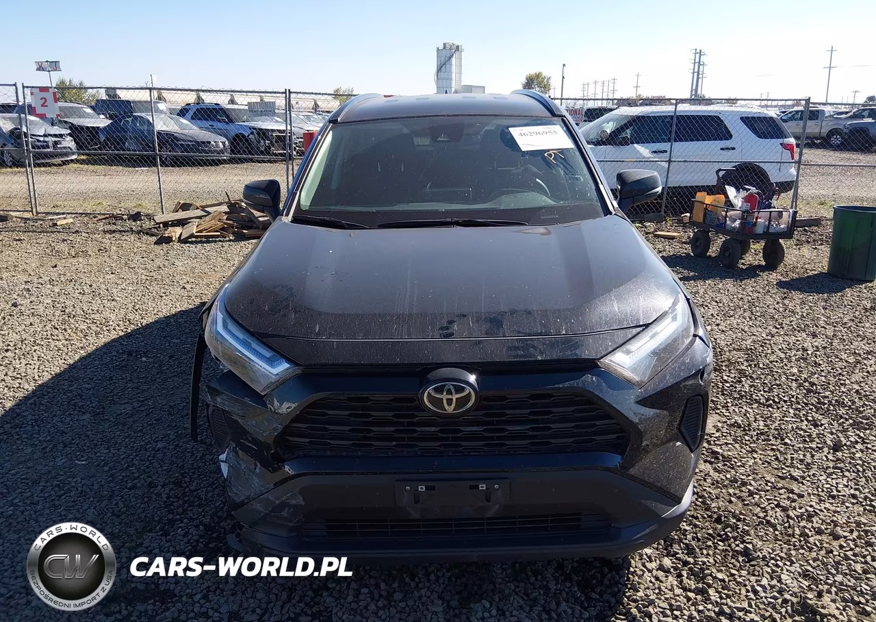 2025 Toyota Rav4 Xle VIN:2T3P1RFV3SW552769 - 13