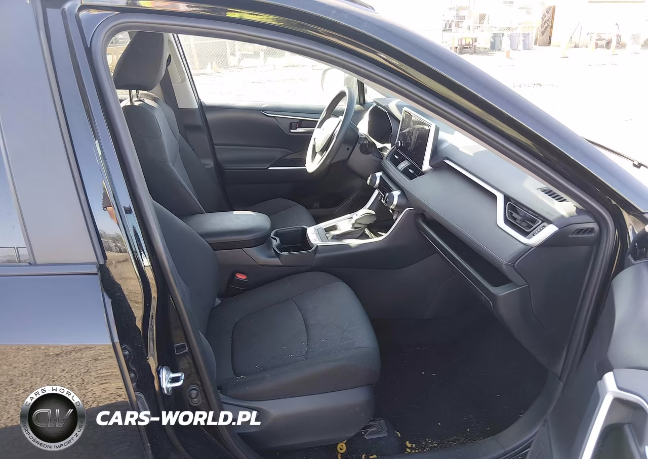 2025 Toyota Rav4 Xle VIN:2T3P1RFV3SW552769 - 5