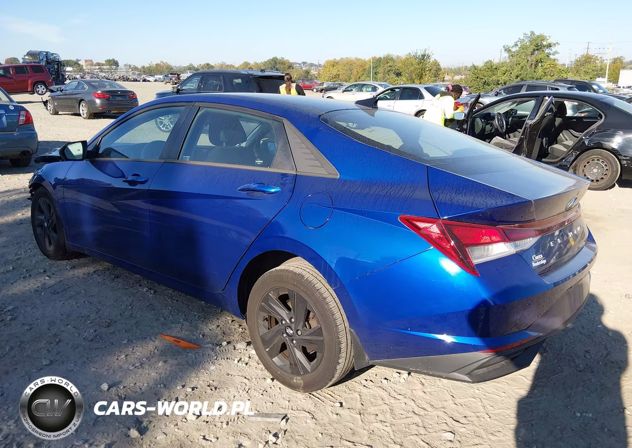 2022 Hyundai Elantra Sel VIN:5NPLS4AG4NH055961 - 3