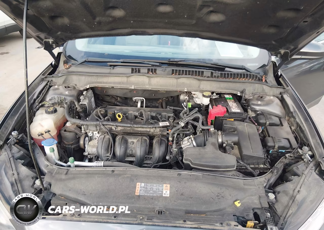 2017 Ford Fusion S VIN:3FA6P0G7XHR103887 - 10