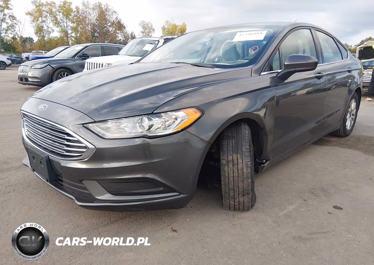 2017 Ford Fusion S VIN:3FA6P0G7XHR103887 - 6