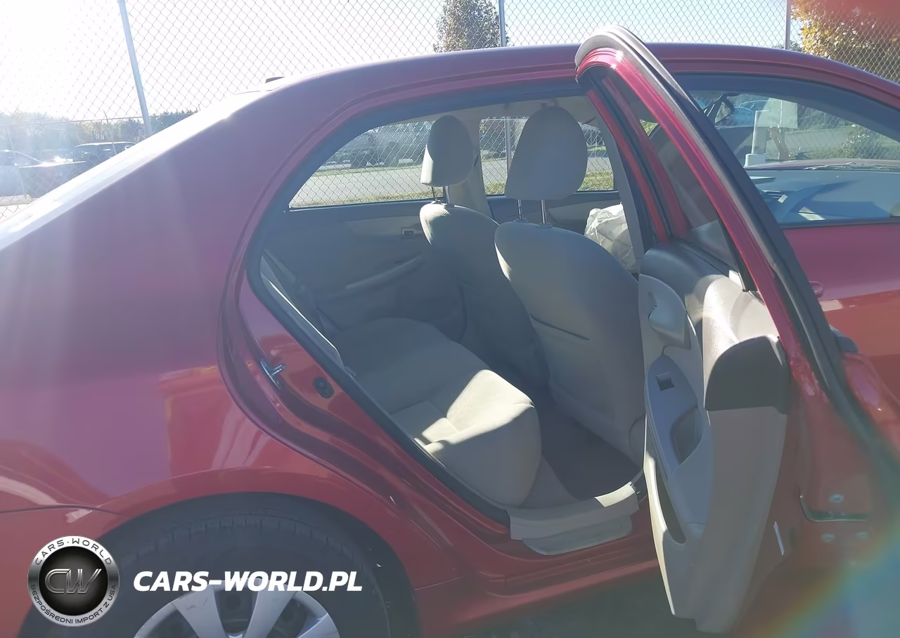 2010 Toyota Corolla Le VIN:2T1BU4EE6AC315997 - 8
