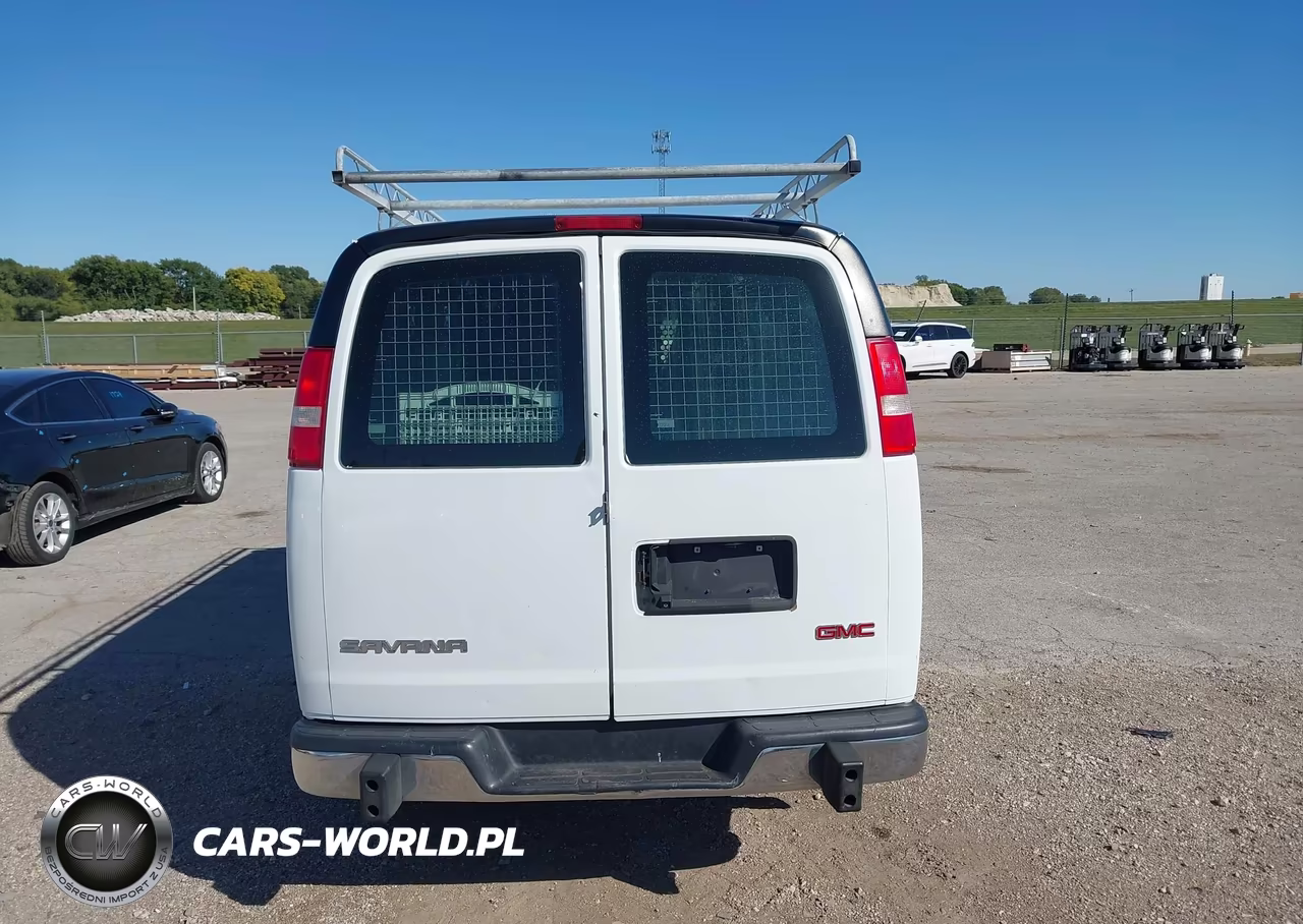 2018 GMC Savana 2500 Work Van VIN:1GTW7AFG1J1902944 - 16