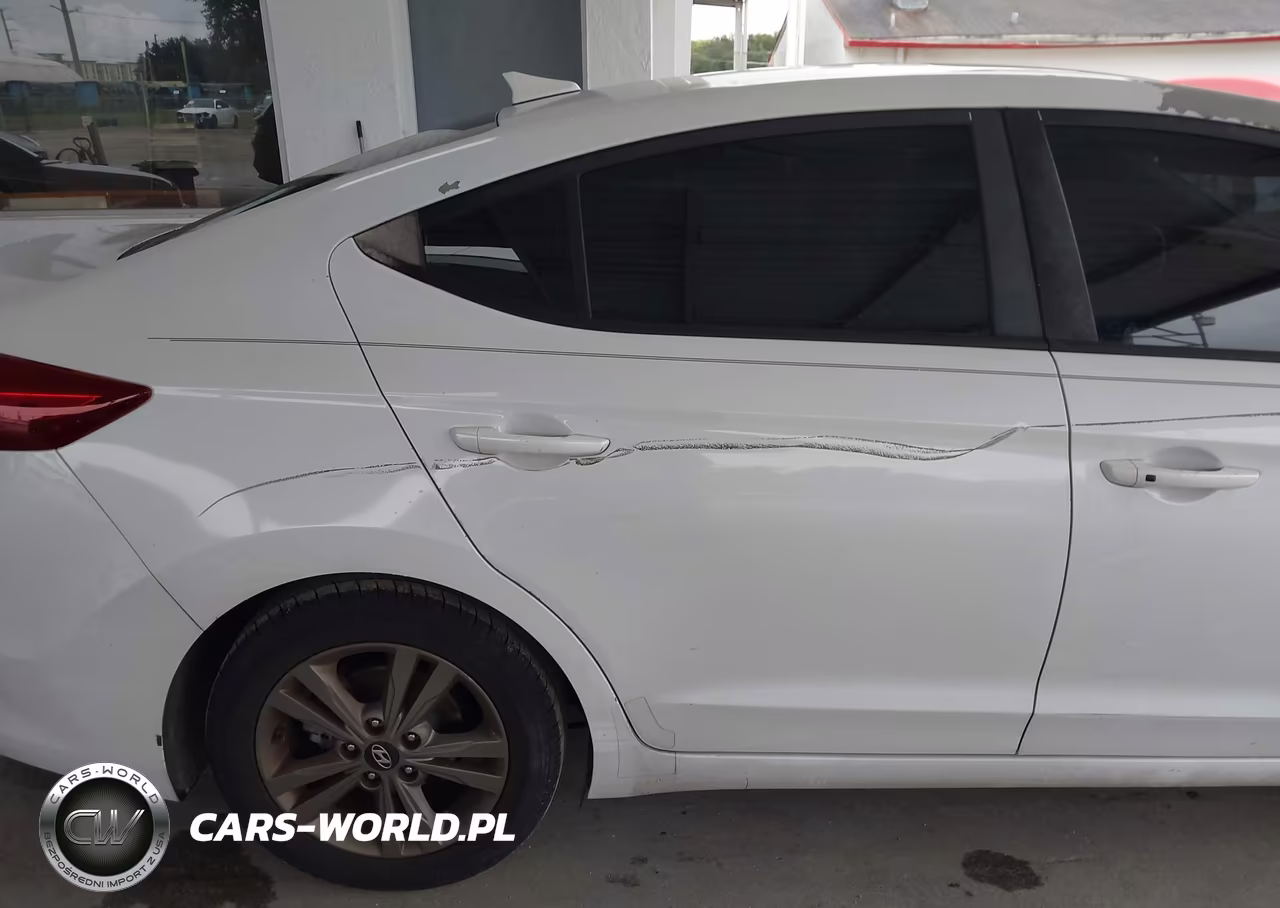 2018 Hyundai Elantra Value Edition VIN:5NPD84LF7JH310992 - 6