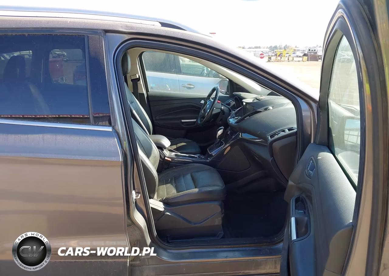 2014 Ford Escape Titanium VIN:1FMCU9J9XEUA53481 - 5