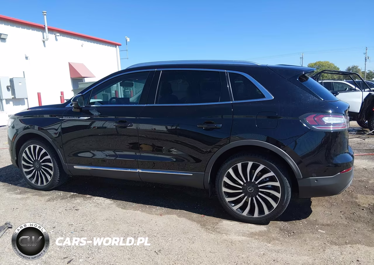 2022 Lincoln Nautilus Black Label VIN:2LMPJ9JP8NBL02833 - 14
