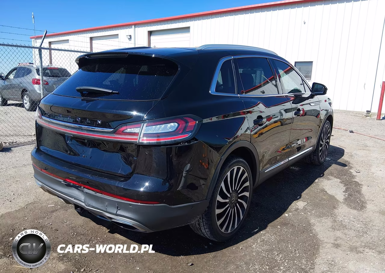 2022 Lincoln Nautilus Black Label VIN:2LMPJ9JP8NBL02833 - 4