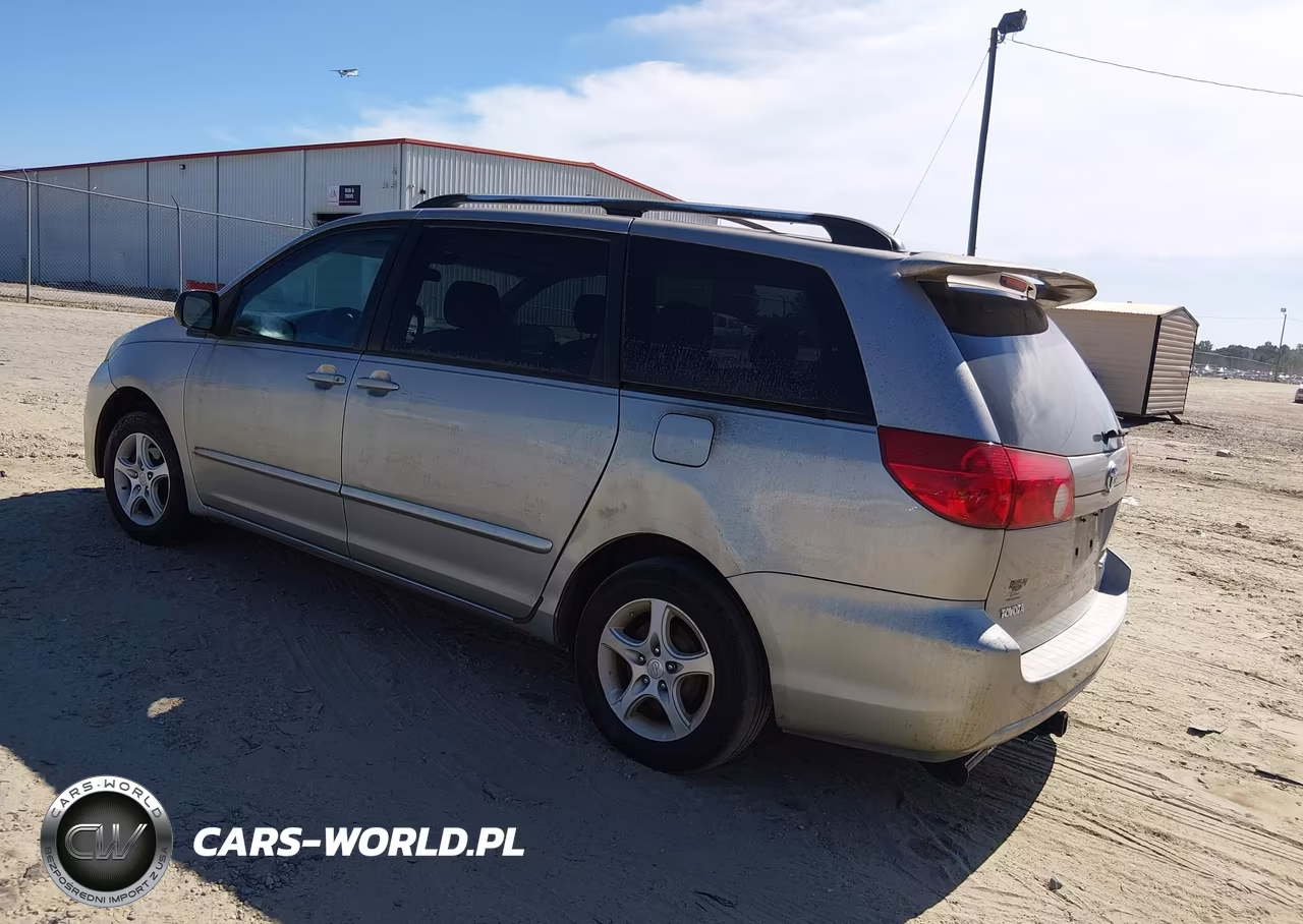 2007 Toyota Sienna Le VIN:5TDZK23CX7S054397 - 3