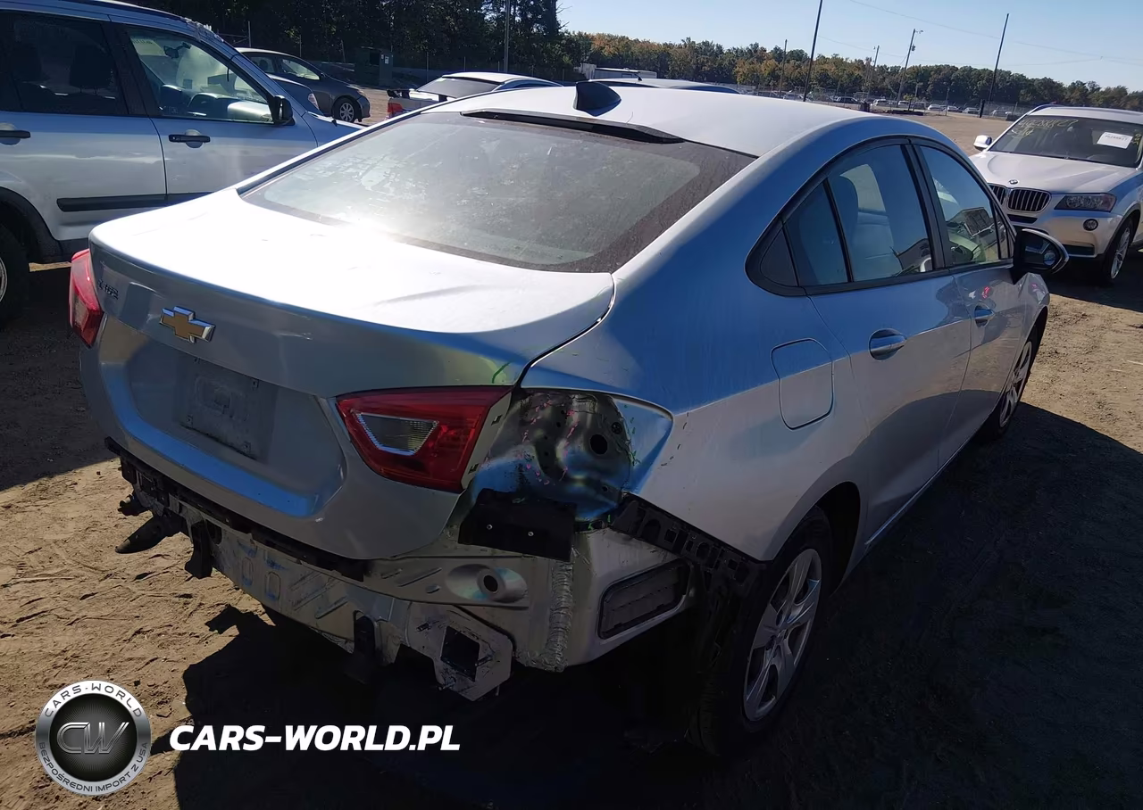 2017 Chevrolet Cruze Ls Auto VIN:1G1BC5SM0H7201261 - 4