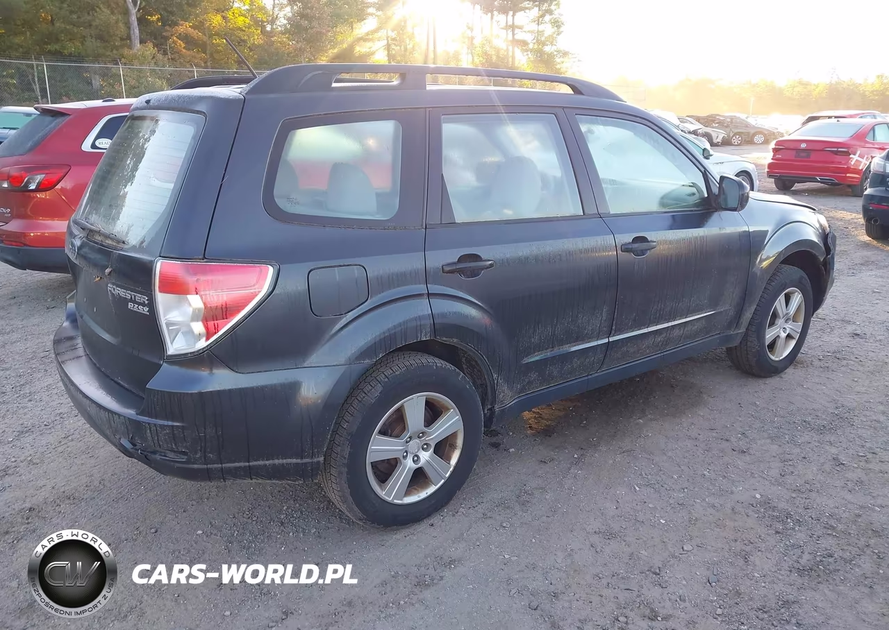 2011 Subaru Forester 2.5X VIN:JF2SHABC0BG715774 - 4