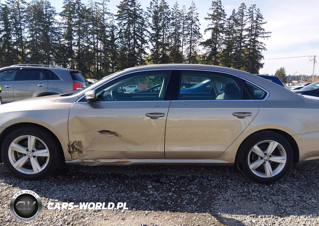 2015 Volkswagen Passat 1.8T Se VIN:1VWBT7A3XFC024330 - 14