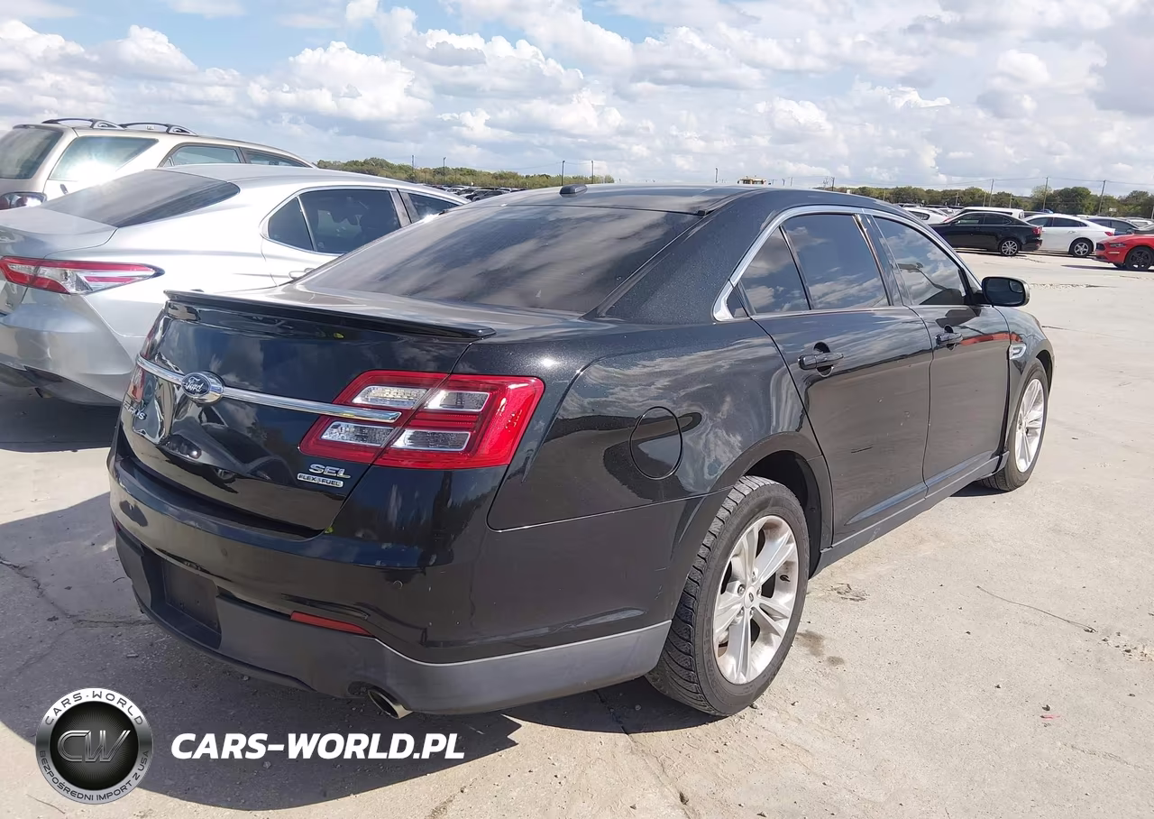 2015 Ford Taurus Sel VIN:1FAHP2E84FG161594 - 4