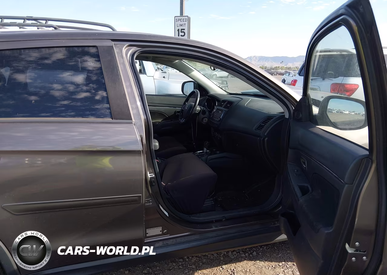2016 Mitsubishi Outlander Sport 2.0 Es VIN:JA4AP3AU2GZ057805 - 5