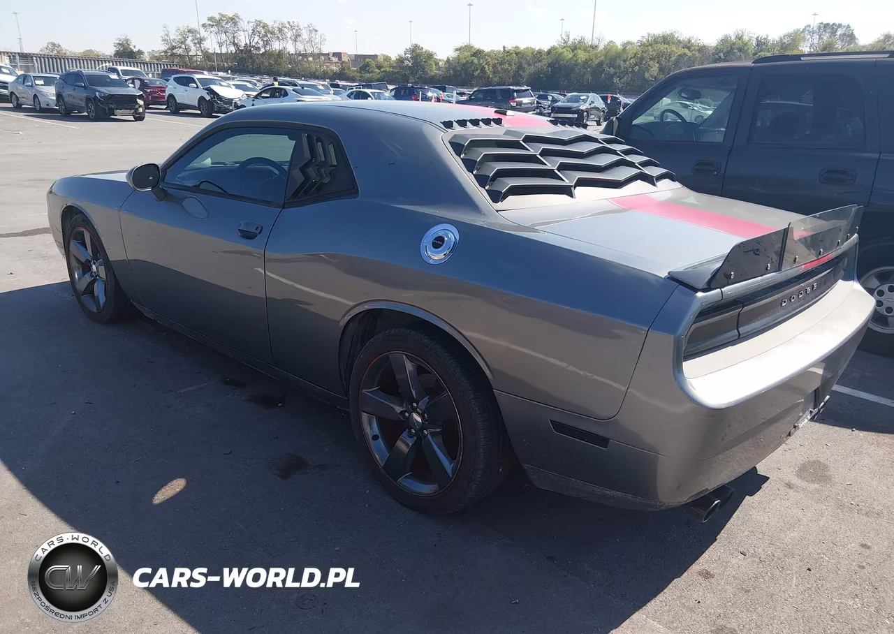 2012 Dodge Challenger Sxt VIN:2C3CDYAG2CH292542 - 3