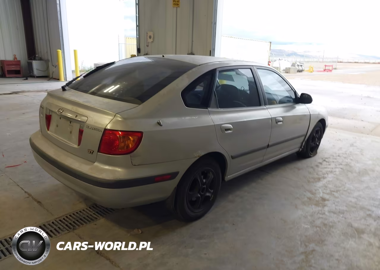 2001 Hyundai Elantra Gt VIN:KMHDN55DX1U037204 - 4