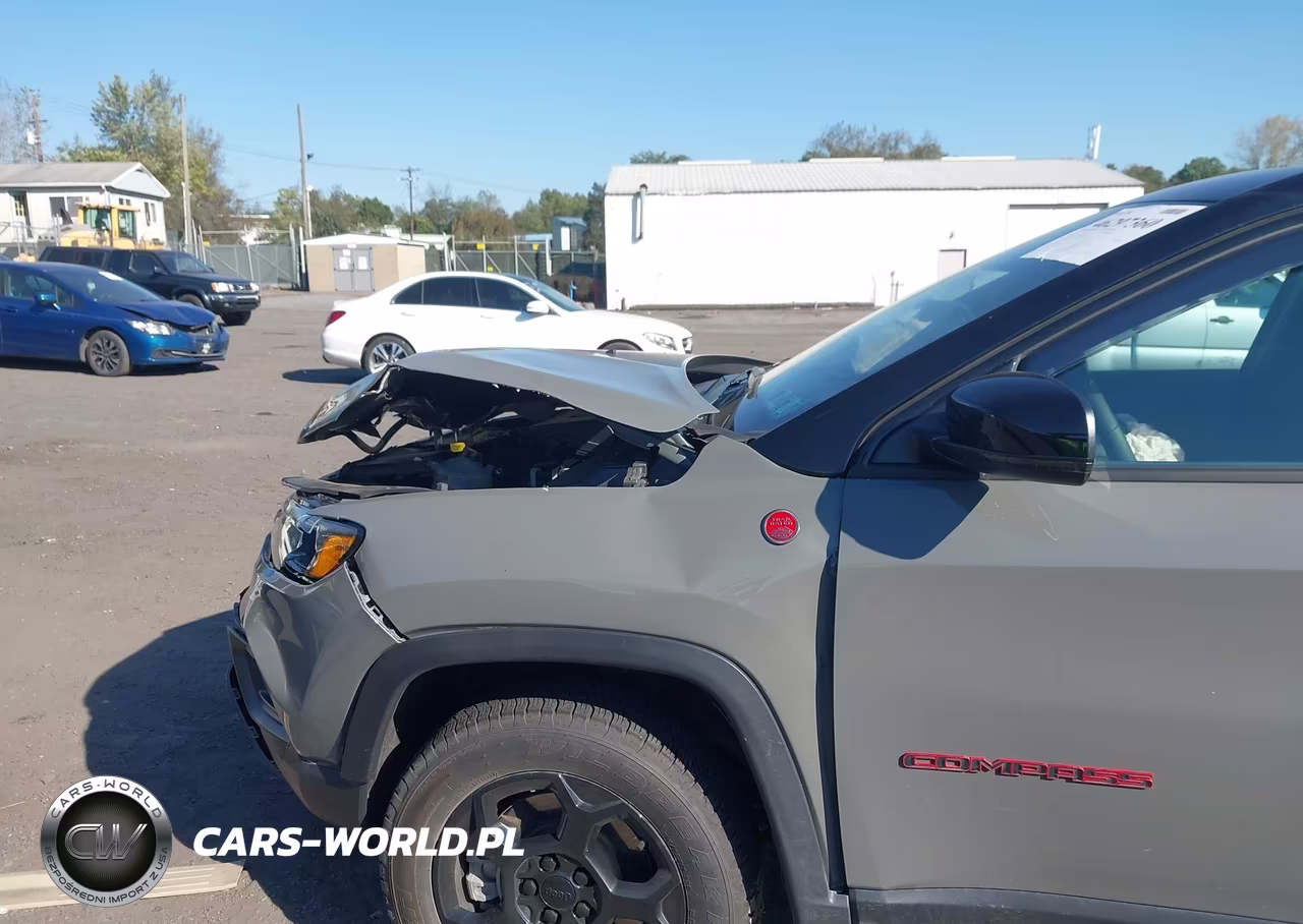 2024 Jeep Compass Trailhawk 4X4 VIN:3C4NJDDN3RT578626 - 18