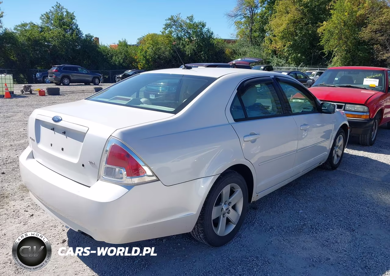 2009 Ford Fusion Se VIN:3FAHP07Z79R127818 - 4