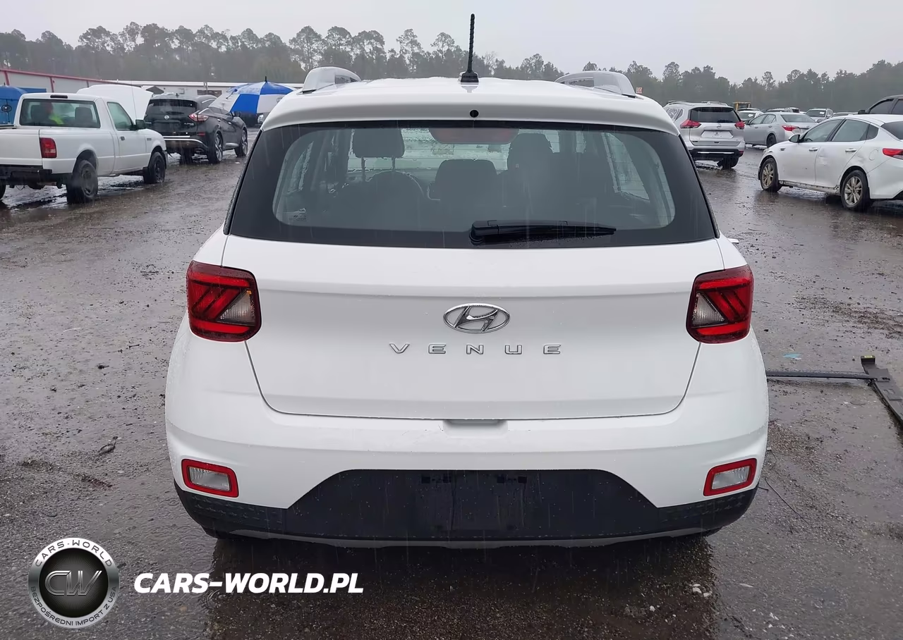 2026 Hyundai Venue Sel VIN:KMHRC8A33TU445217 - 16