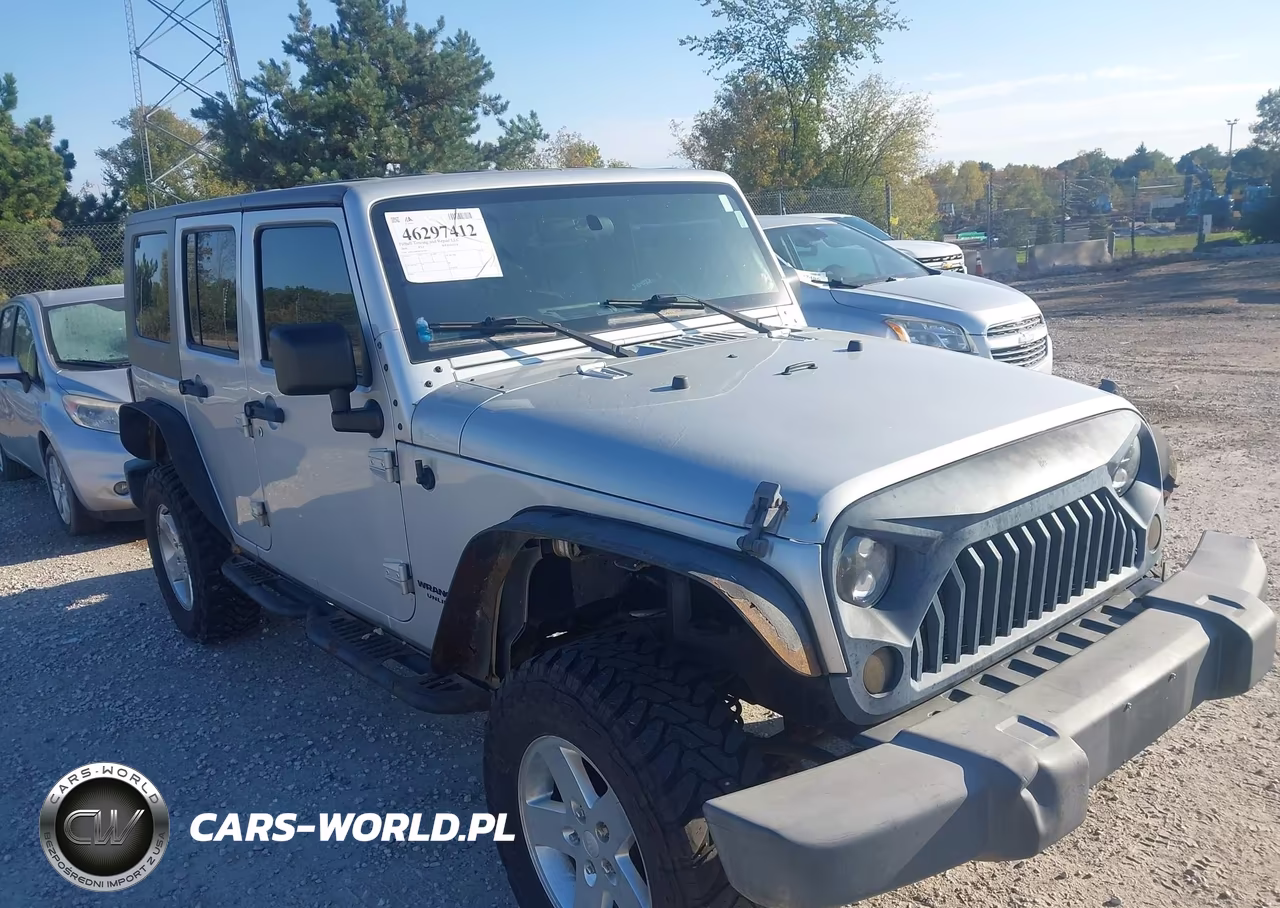 2008 Jeep Wrangler Unlimited Sahara VIN:1J4GA59138L653091 - 1
