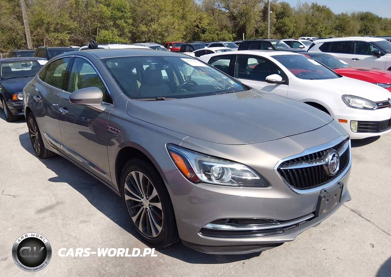 2017 Buick Lacrosse Essence – zdjęcie 1 z 16