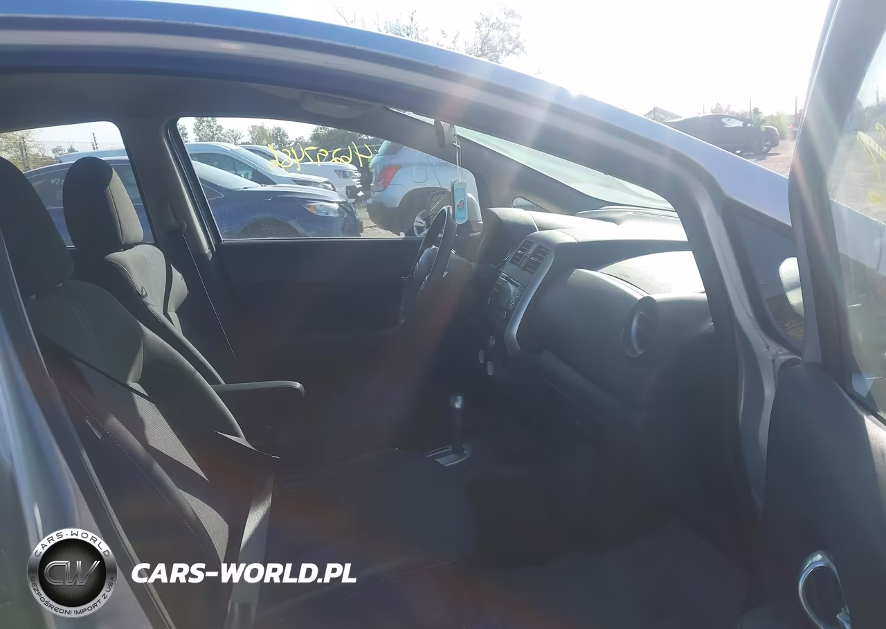 2014 Nissan Versa Note Sv VIN:3N1CE2CP8EL404213 - 5