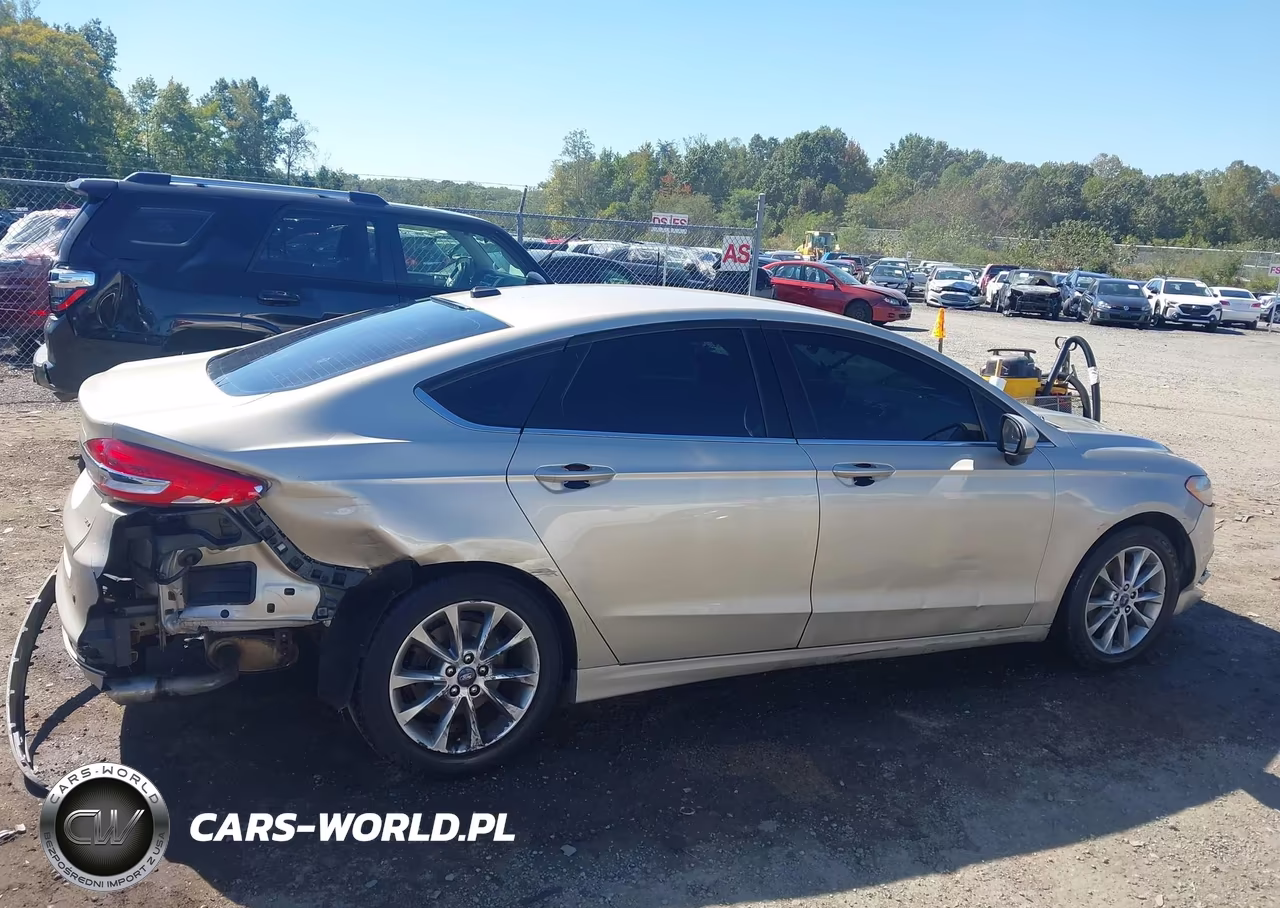 2017 Ford Fusion Se VIN:3FA6P0H74HR102555 - 13