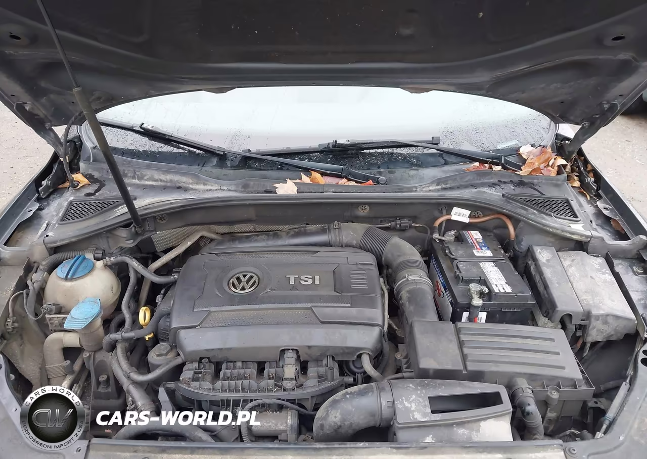 2016 Volkswagen Passat 1.8T R-Line VIN:1VWAT7A34GC052556 - 10