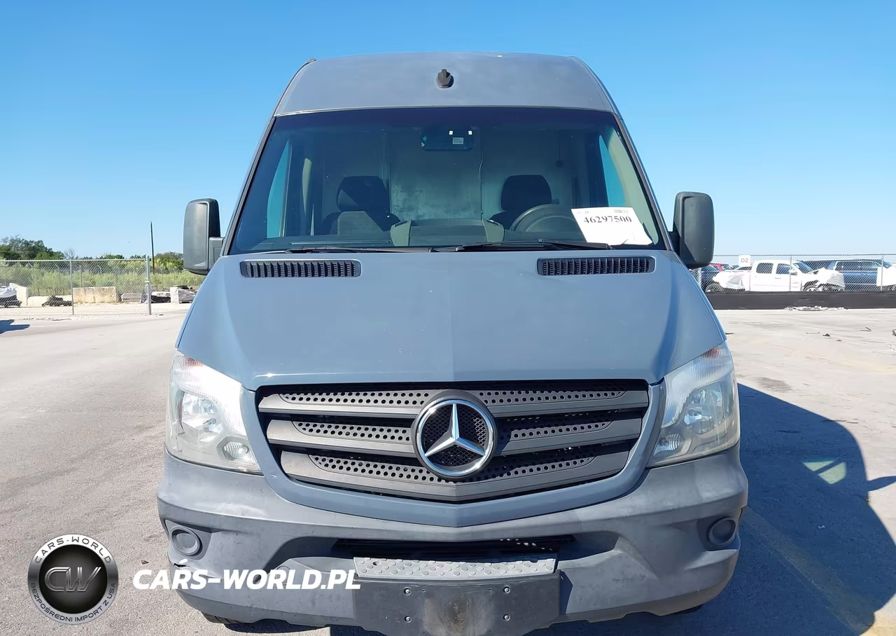 2018 Mercedes-Benz Sprinter 2500 Standard Roof V6 VIN:WD3PE7CDXJP639786 - 11