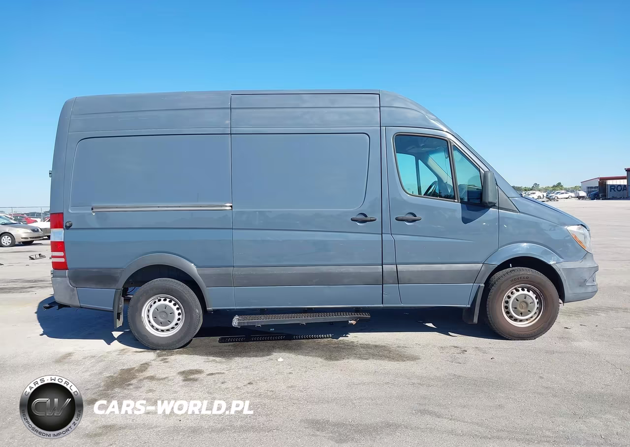 2018 Mercedes-Benz Sprinter 2500 Standard Roof V6 VIN:WD3PE7CDXJP639786 - 12